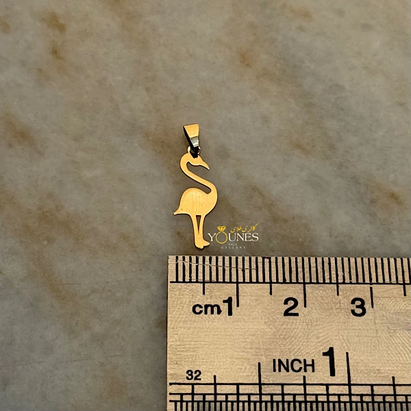 تصویر دوم آویز فلامینگو طلا لیزری